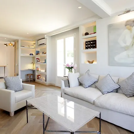 Villa Superb In The Centre Of Antibes